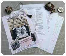 Load image into Gallery viewer, Happy Quilter´s bag - Paper pattern, Quilted tote bag, Appliqué bag, Large project bag for Quilters