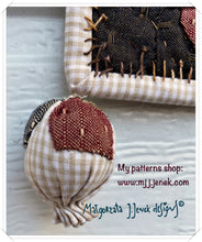 Afbeelding in Gallery-weergave laden, Getekend en gestikt - wandkleed quilt, Quiltpatroon door MJJenek