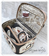 Load image into Gallery viewer, Alice in Wonderland - sewing collection - Quilt pattern by MJJ - four (4) Projects