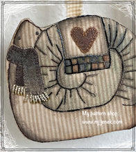 Load image into Gallery viewer, 8 X' Mas Tags PDF pattern by MJJenek