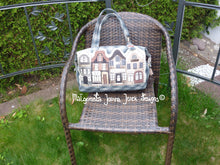 Load image into Gallery viewer, The Dutch Townhouses bag & iPhone cozy - MJJ quilt pattern for bag