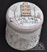 Load image into Gallery viewer, Stitched in rose - sewing box, 3 projects MJJ in 1 quilt pattern