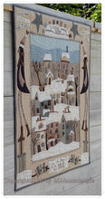Laden Sie das Bild in den Galerie-Viewer, Die Winterhäuschen – Schnittmuster für einen Papierquilt, Winter-Applikations-Wandquilt, Schnittmuster für einen Häuschen-Quilt
