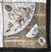 Cargar imagen en el visor de la galería, Drawn and stitched - wall hanging quilt,  Quilt pattern by MJJenek
