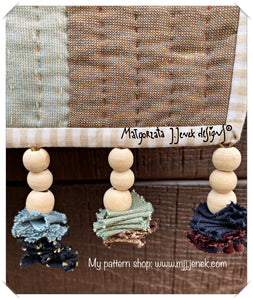 Quilt pattern by MJJenek - Celebrate Homemade - wall hanging quilt