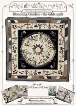 Laden Sie das Bild in den Galerie-Viewer, The Blooming Garden - table quilt ,  MJJ quilt pattern for table
