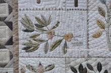 Cargar imagen en el visor de la galería, Botanical Quilt - edredón para colgar en la pared - patrón de edredón MJJ

